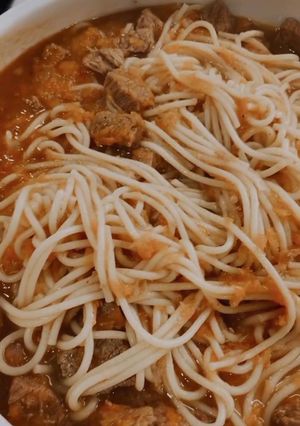 Foto de Carne de Vaca guisada com Massa