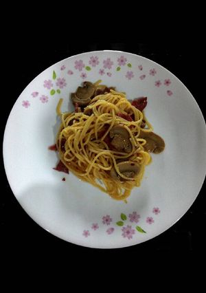 Foto resep Spaghetti aglio olio with smoke beef and mushroom