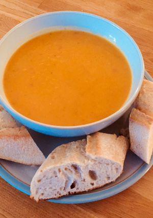 A picture of Sweet potato and red chilli soup 🍠🌶.