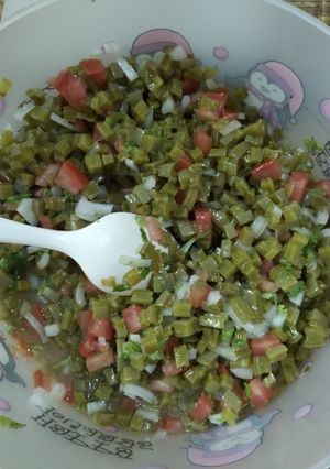 Una foto de Nopales a la vinagreta