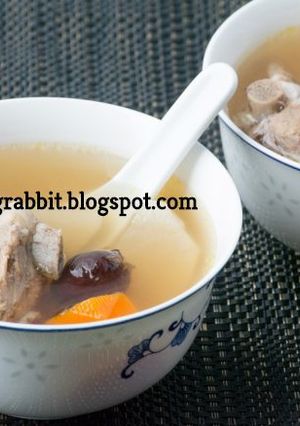 A picture of Chinese special soup.