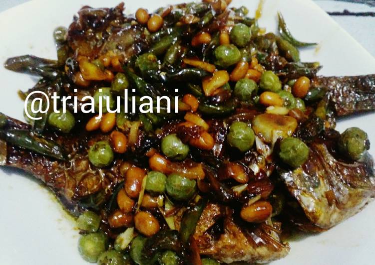 Proses mengolah Ikan pedas lumai tauco hauce enak 😋, Bikin Ngiler