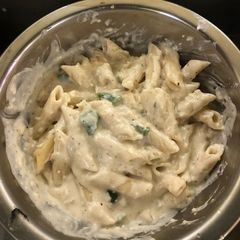 A picture of White Sauce Pasta.