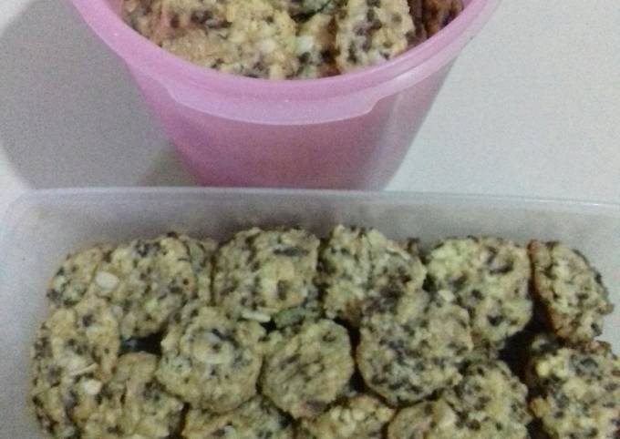 Kukis Kacang Oat Coklat