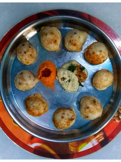 தாளித்த குழிப்பணியாரம் செய்முறை முக்கிய புகைப்படம்