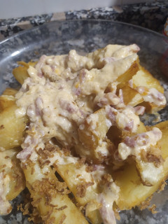 Una foto de 👌Papas al queso 👌