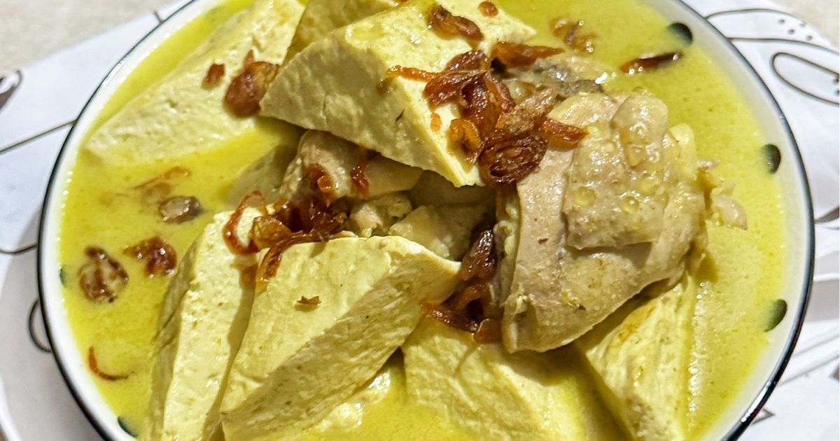 Opor Ayam Tahu