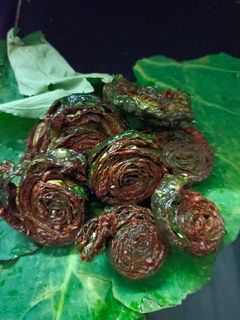ક્રિસ્પી પાત્રા (Crispy Patra Recipe In Gujarati) રેસીપી મુખ્ય ફોટો