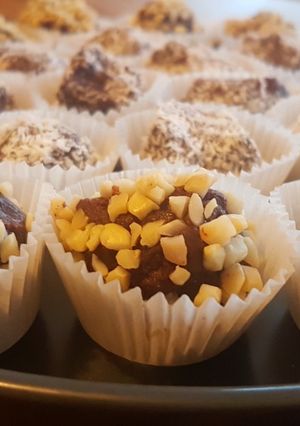Une photo de Truffes au chocolat et aux éclats d'amande