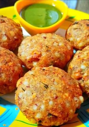 A picture of Sabudana Vada.