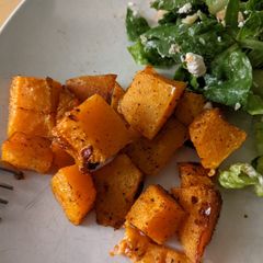 A picture of Guarnición de calabaza al horno (butternut squash).
