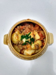 Una foto de Guiso de lentejas (vegano)