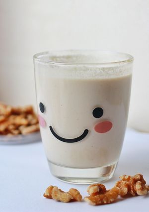 Hình của món Sữa hạt óc chó mè trắng 0 đường (eatclean).