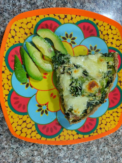 Una foto de ~Tarta de verduras con masa keto~