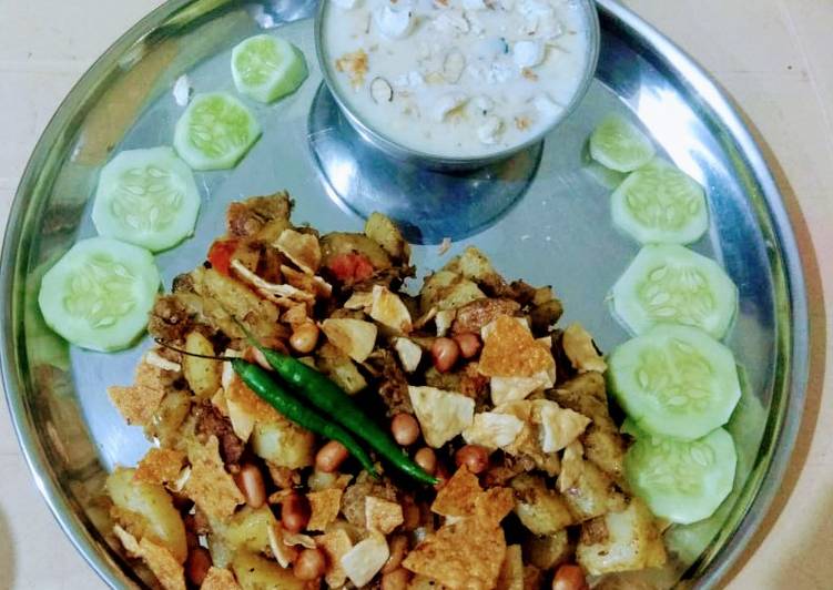 Makhana kheer with dhaniya Aloo moongfali chaat