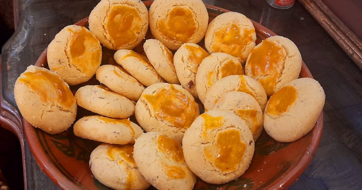 Desi ghee besun naan khatai Recipe by Zainab Khan Cookpad