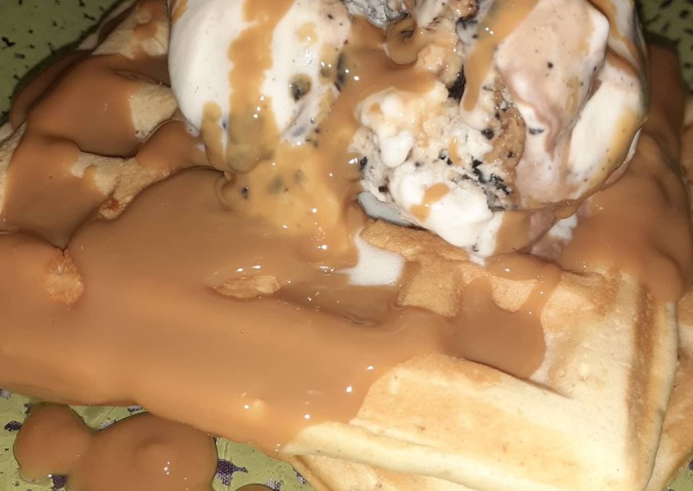 Waffles con helado