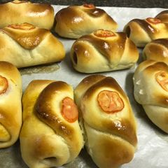 A picture of Hotdog Bun.