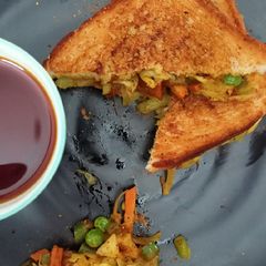 A picture of Grilled veggies sandwich.