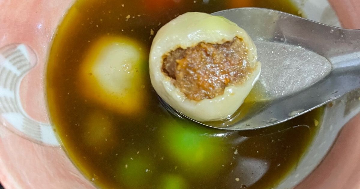 Wedang ronde isi kacang wijen