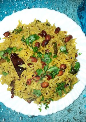 A picture of Lemon rice.
