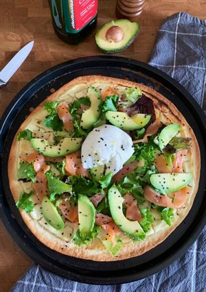Une photo de ☆Tarte Fine Avocat Saumon Fumé☆