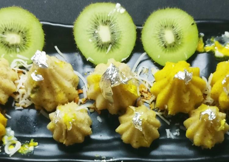 Kiwi stuffed modak