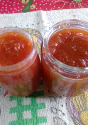 Una foto de Mermelada de tomates !!