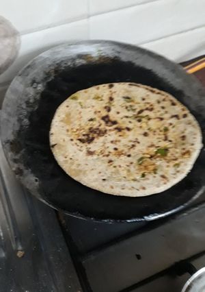 A picture of Punjabi chana dal TAWA Paratha.