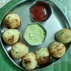 A picture of Semolina(Rava)  Appe !!.