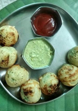 A picture of Semolina(Rava)  Appe !!.