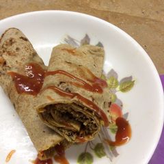 A picture of Qeema wrap.