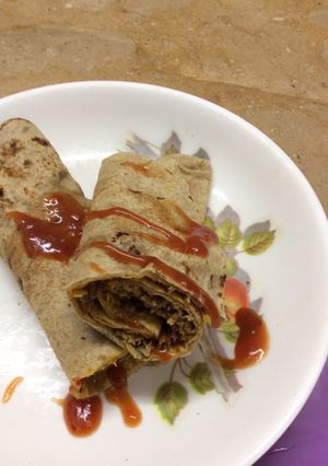 A picture of Qeema wrap.