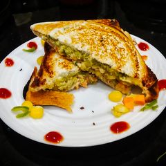 A picture of Veg Mayonnaise Sandwich.