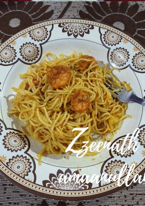 A picture of Garlicky Prawn Noodles.