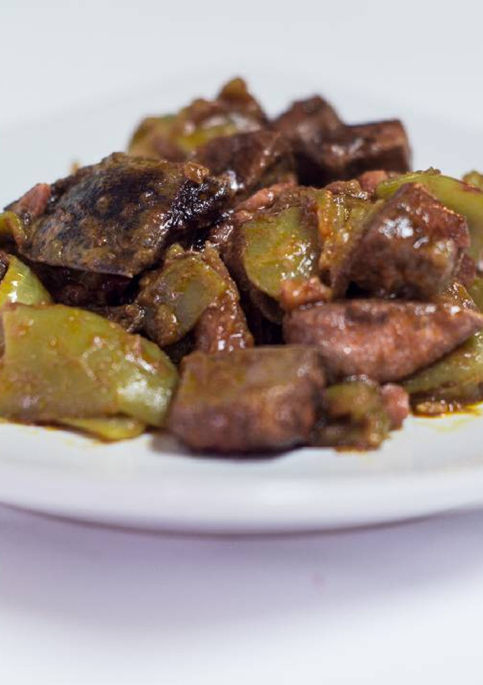 Una foto de Judías verdes con jamón e hígado de cerdo