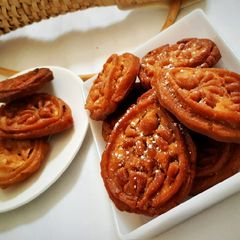 A picture of Pakon pitha (Sankranti special moong dal pitha).