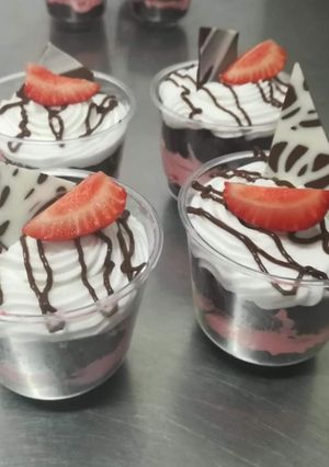 Una foto de Trifle selva negra