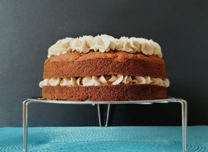 Une photo de Layer carrot cake de Pâques (vegan)