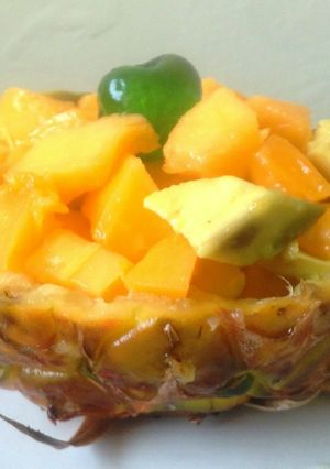 A picture of Pineapple,pawpaw salad.