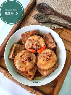 Foto resep Semur tahu telor ceplok