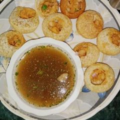A picture of Panipuri.