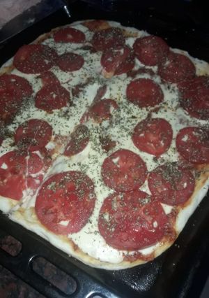 Una foto de Pizzas napolitanas caseras