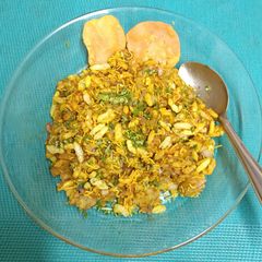 Geela Bhel (Mumbai Roadside most popular snack) A picture of Geela Bhel (Mumbai Roadside most popular snack).