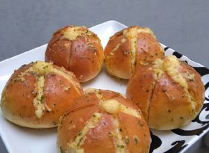 Foto resep Korean Cheese Garlic Bread
