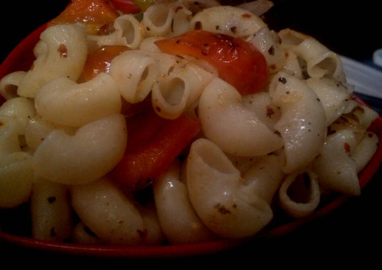 Recipe of Homemade A quick pick macaroni with herbs 😊