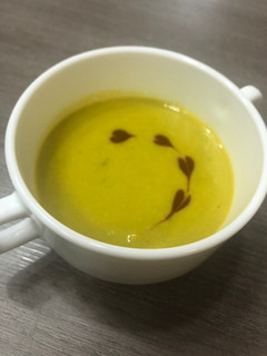 Una foto de Crema de zapallo y choclo