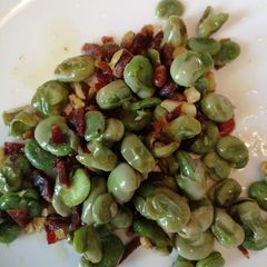 Salted broad beans with iberico ham #SeasonSupply A picture of Salted broad beans with iberico ham #SeasonSupply.