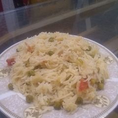 A picture of Mattar pulao.