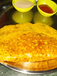 A picture of Tomato dosa.